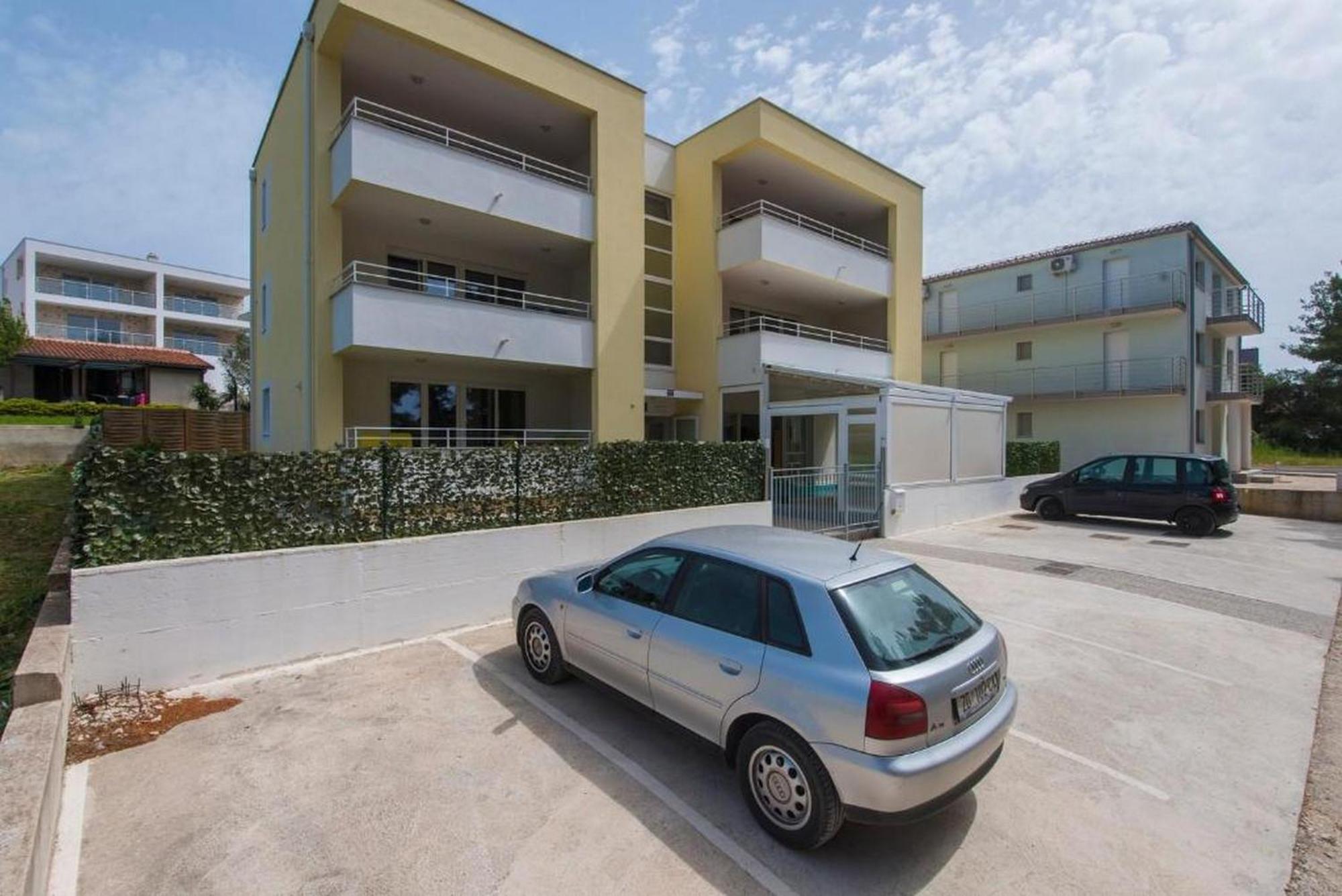 Apartments Villa Ema Zadar Exteriör bild