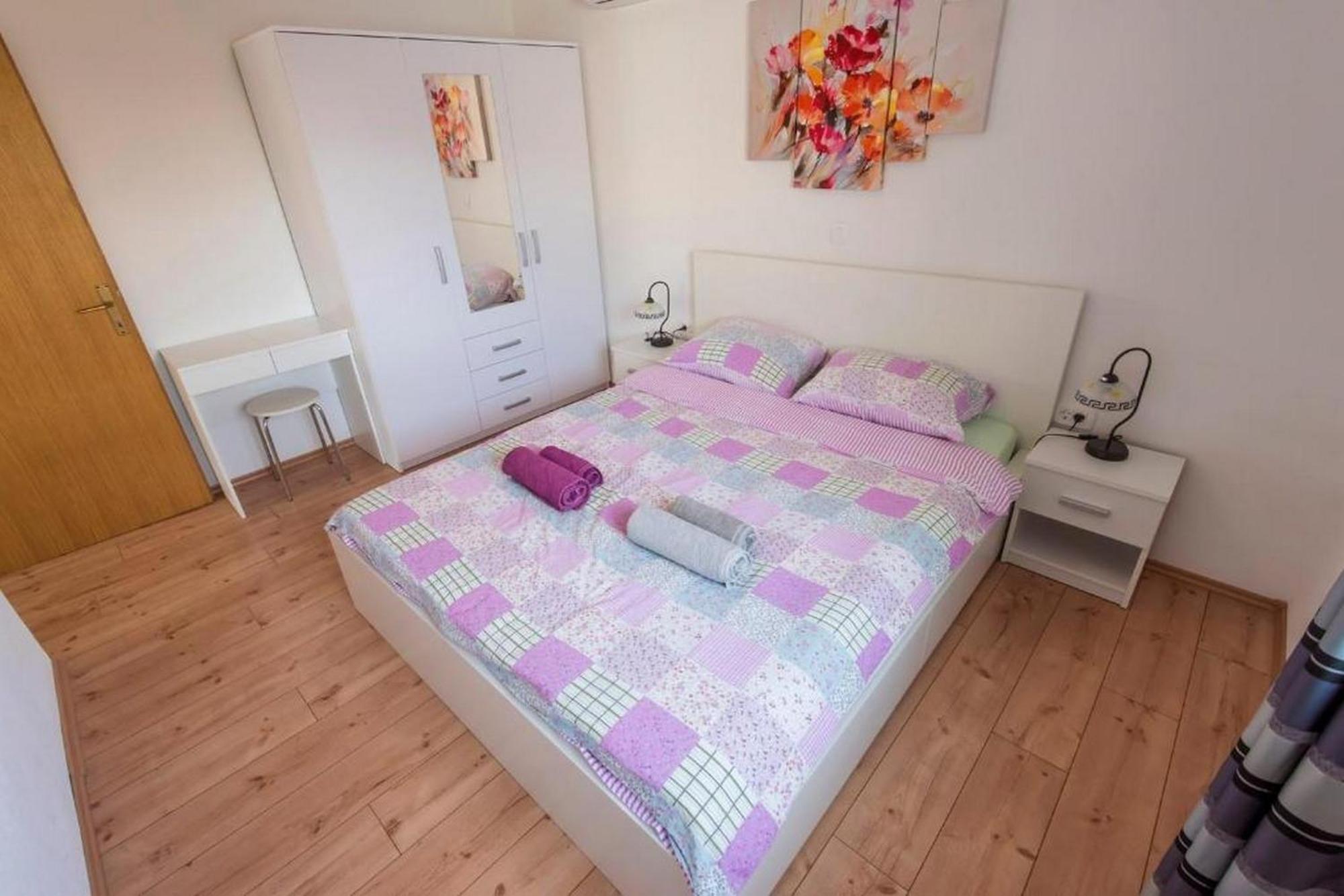 Apartments Villa Ema Zadar Rum bild